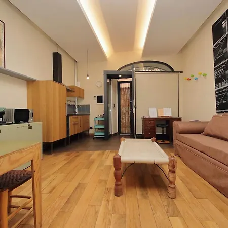 Bed & Breakfast Loft